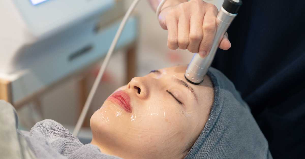 Perbandingan Profhilo, Rejuran, dan Exosome - Privee Clinic