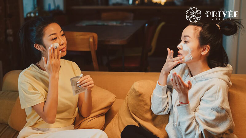 cara-efektif-menghilangkan-bekas-jerawat-ini-rahasiannya-privee-clinic